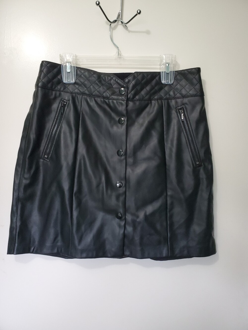 Carme Marc Valvo Womens Black Faux Leather Snap Front Mini Skirt Moto Biker 12